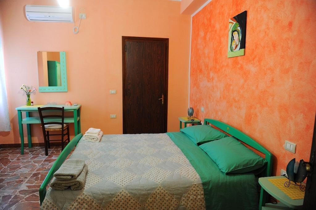 B&B Antoclo Di Concas Angela Margherita Villacidro Chambre photo
